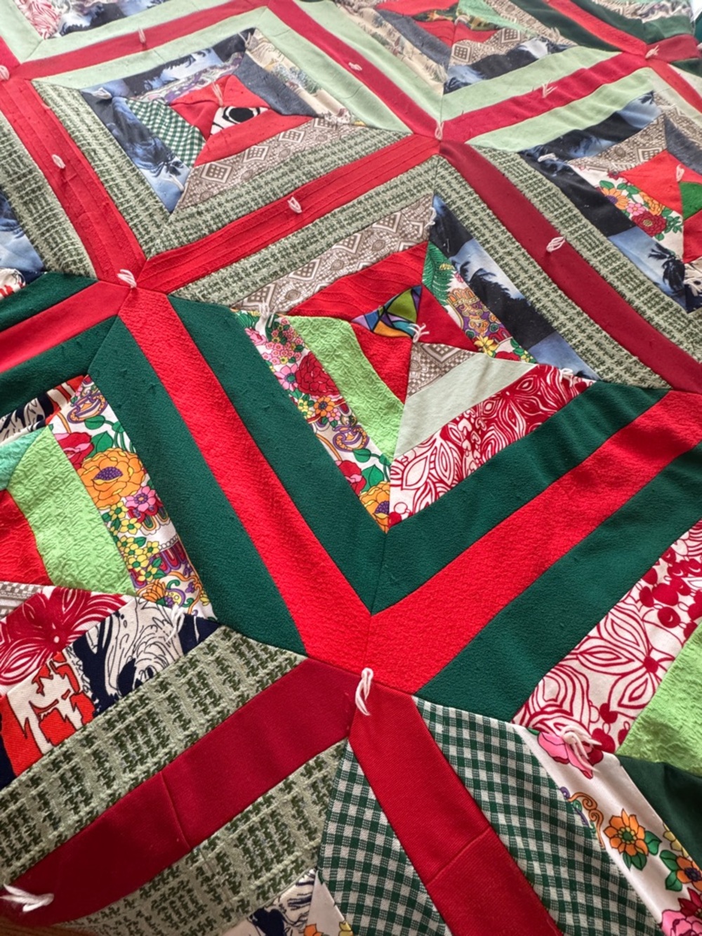 72” x 87” Vintage Handmade Patchwork Quilt – Log Cabin / Scrappy Design - Picture 6 of 14